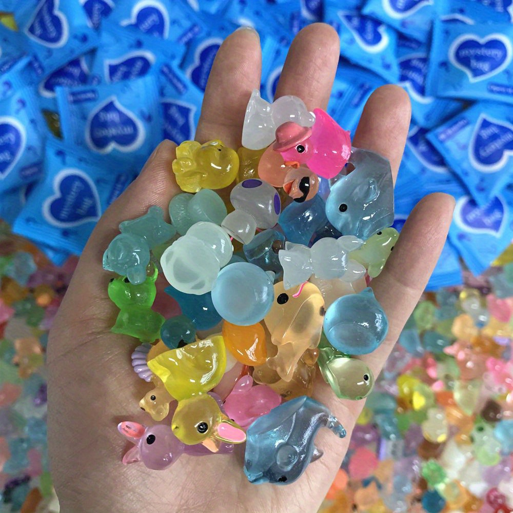 32 Stück zufällige, tierförmig – Resin Dye Opaque Bewertung und Preis